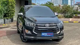 TDP 30 JT Toyota Innova Reborn Venturer 2.4 Diesel AT hitam 2019