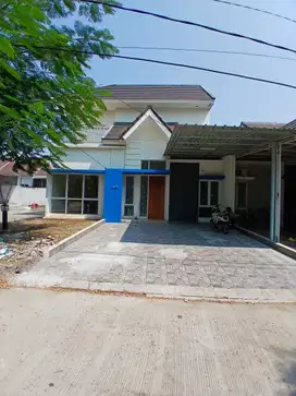 Disewakan Rumah Cluster Manhattan Gading City Bekasi