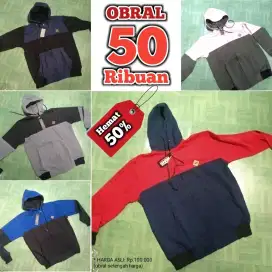 Sweater Hoodie Tebal Berkualitas. Obral Cuci Gudang. Setengah harga.