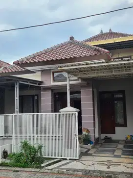 Dijual Rumah Graha Santoso Blok C Surabaya Siap Huni
