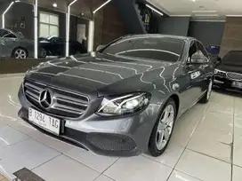 Mercedes benz E250 Avantgard 2017 ORIGINAL SUPER CONDITION LOW KM