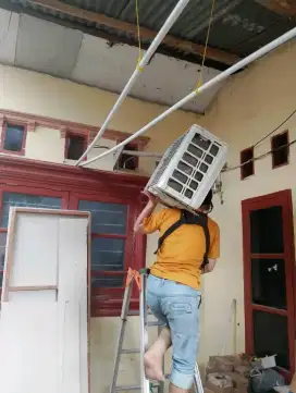 SERVICE AC BONGKAR PASANG AC