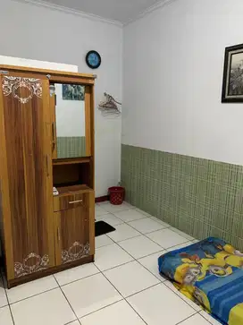 KOST PAK YUSMAHDI