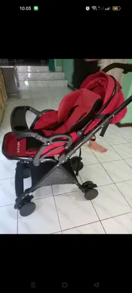 Stroller baby does