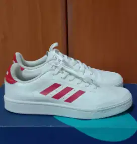 Sepatu adidas neo court 70s