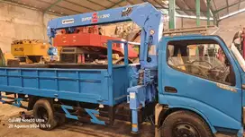 Truck crane toyota dyna