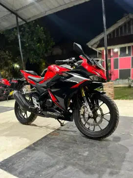 CBR 150R ABS KM 3RB LIKE NEW