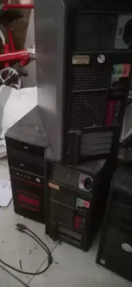 Di cari barang bekas kantor