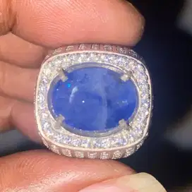 Natural blue sapphire