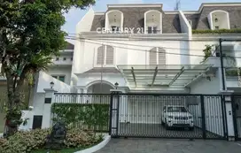 Dijual Cepat Rumah Mewah American Style Di Tirtayasa Jak Sel