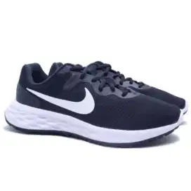 Nike Revolution 6 Original