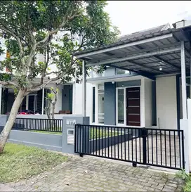 Dikontrakkan Rumah Perum. Araya Greenwood Golf Strategis, Aman, Nyaman