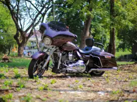 Harley Davidson Street Glide 2017 M8