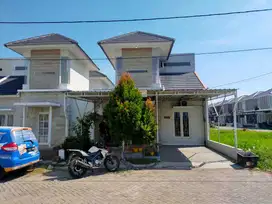 Dijual  Rumah 2 lantai minimalis di Mandiri residence krian sidoarjo