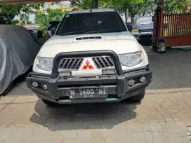 Bemper mobil pajero