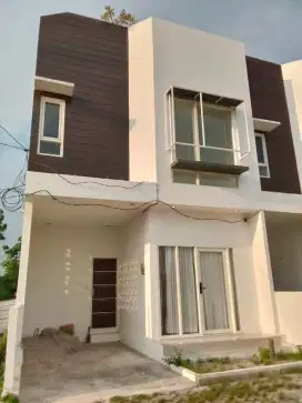 dijual rumah siap huni yg sudah dilengkapi sistem smarhome