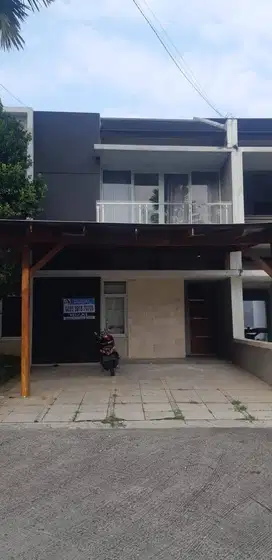 Rumah Tenang dan Strategis Kota Bandung