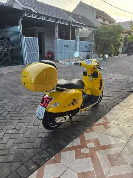 Vespa GTS 2020 Low KM original