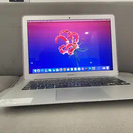 MacBook Air 2017 13 RAM 8/256 GB