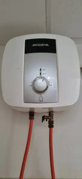 DIJUAL WATERHEATER MERK MODENA 10LTR SECOND