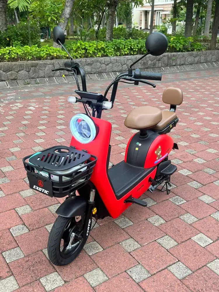 Exotic EV 928 like new