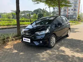 Honda Jazz 1.5 S Bensin-AT 2018 Hitam /