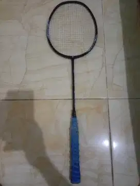 Raket Yonex Astrox Lite 27i, kalau mau nego tipis blh, lnjt deskripsi