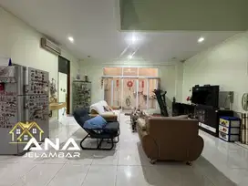 ANA RUMAH LUAS UK 11X20M DI KOMPLEK THI JELAMBAR