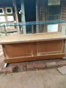Lemari serba guna