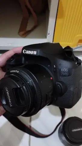 Kamera Canon 750D