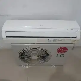 Second Ac LG 1,5pk ( Mulus Dan Ori )