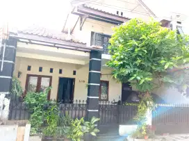 Rumah 2 lantai di komp. Pelni depok