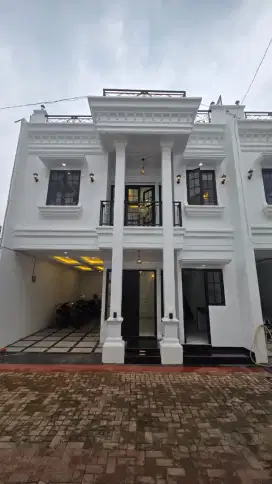 Rumah Cluster Mewah 2,5 Lantai Strategis Di Tanah Baru Beji Depok