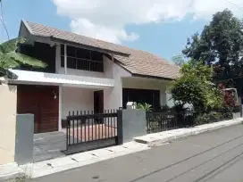 JUAL CEPAT RUMAH HOOK 2 LT 
CEMPAKA PUTIH TIMUR
JAKARTA PUSAT