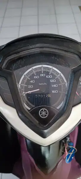 Jual cepat Motor Jupiter Z1 Putih,nego tipis