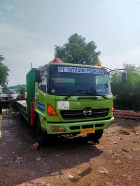 HINO Truck Mounted Crane 5 Ton