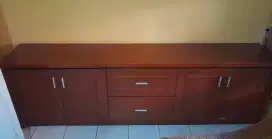 Di jual lemari panjang buat TV