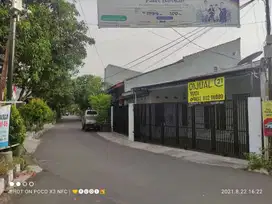Rumah siap huni akses jalan lebar dekat Grage City Mall