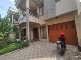 Rumah baru di Jl Tuparev sangat istimewa full furnished