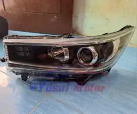 Headlamp Lampu Depan Innova Reborn Tipe V atau Q 2017s/d 2020 Original