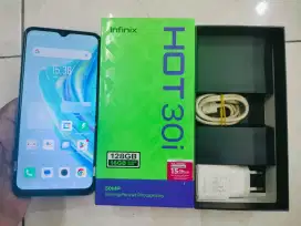 Infinix  Hot 30i  4G
Ram  8 128 
Segel  Normal Mulus
 Full Set