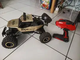 Rc rock crawler 1:12