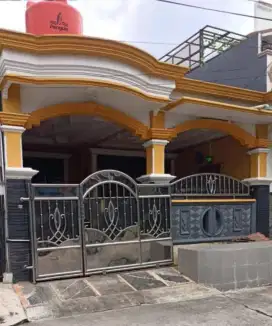 Di jual rumah (home kost) di komplek Peruri teluk Jambe.