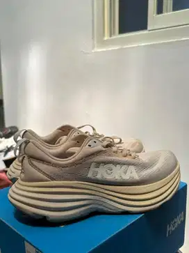 Sepatu Running Hoka M Bondi 8