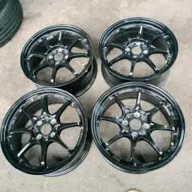 Velg ce28 ring 16 pcd 4x100/114,3 ET 40 kondisi mirip baru