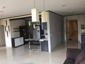 DISEWAKAN APARTEMEN PALADIAN PARK TWR A KELAPA GADING 3BR FURNISH