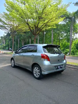 Toyota Yaris 2010 Bensin