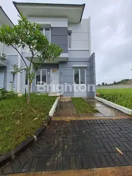 RUMAH MINIMALIS MODERN DI PERUMAHAN GRAND CITY