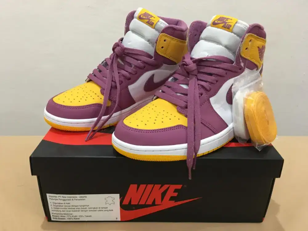 Sepatu Jordan 1 high retro Brotherhood Original