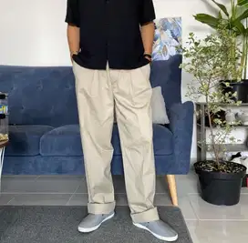Giordano man chino baggy fit wide